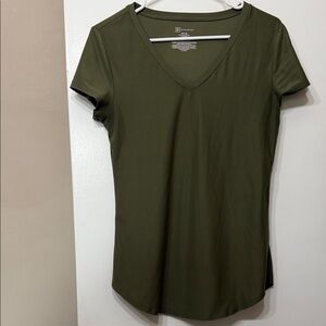 No Boundaries Olive Short Sleeve V-Neck Tee